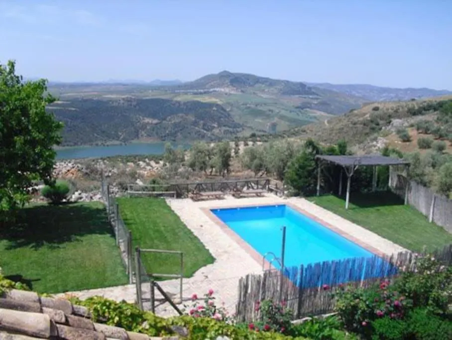 Chalet Cortijo El Morron - Casa Rural Fuentes de Cesna